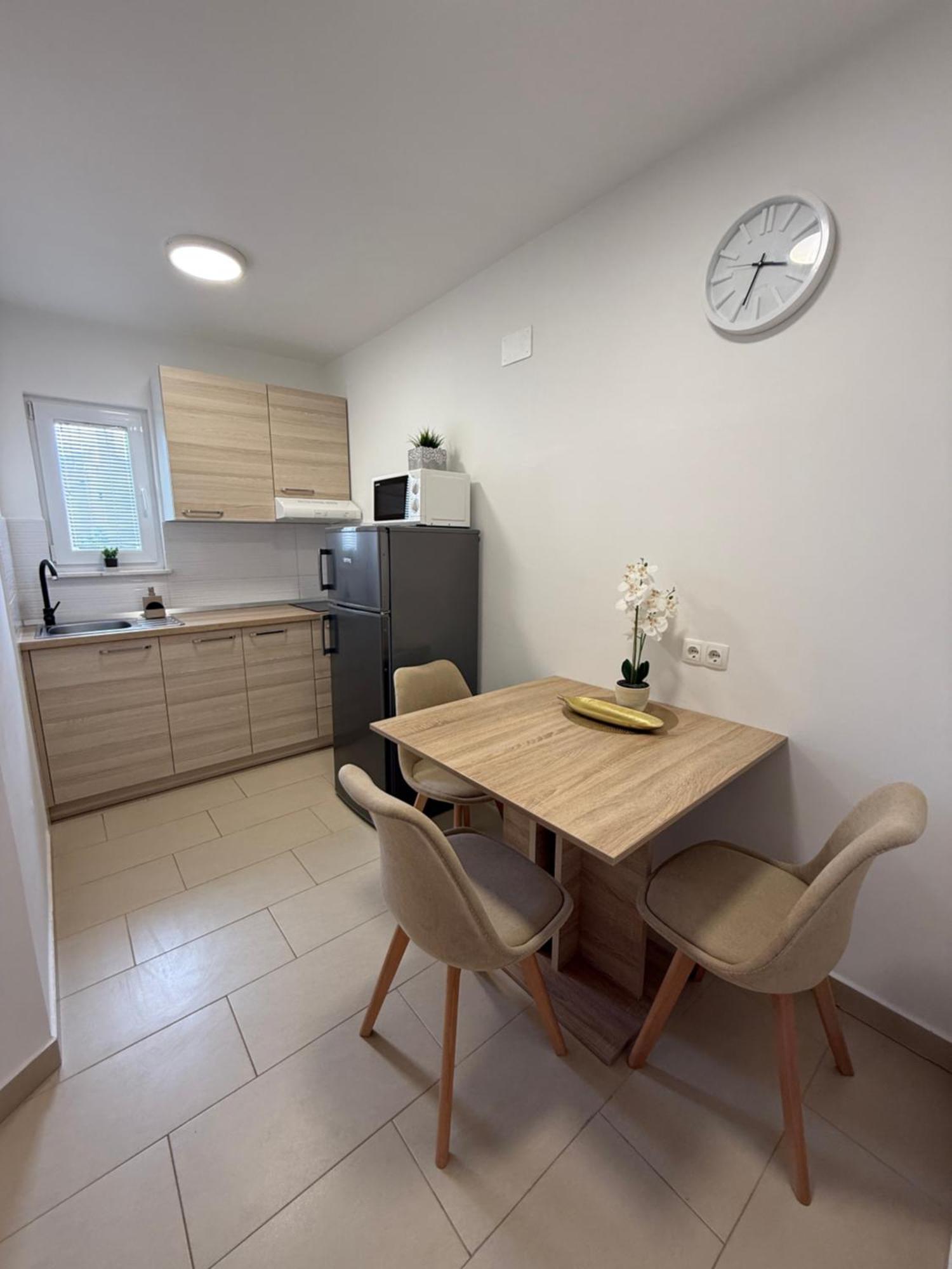 Pernjak Apartman *
